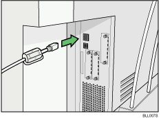Illustration du raccordement du câble d&apos;interface Ethernet